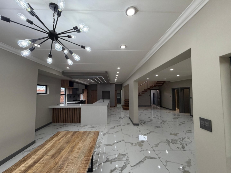 4 Bedroom Property for Sale in El Toro Park Northern Cape